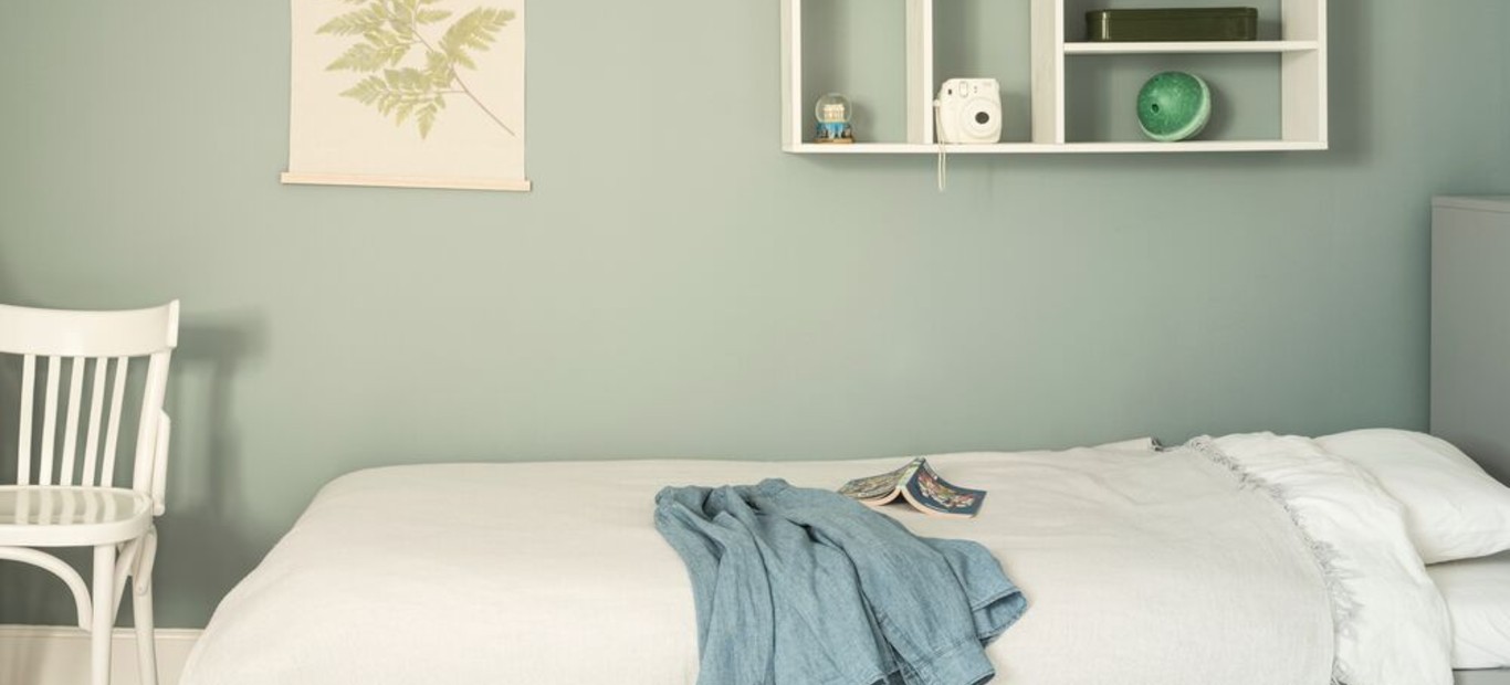Decorating Bedroom With Olive Green